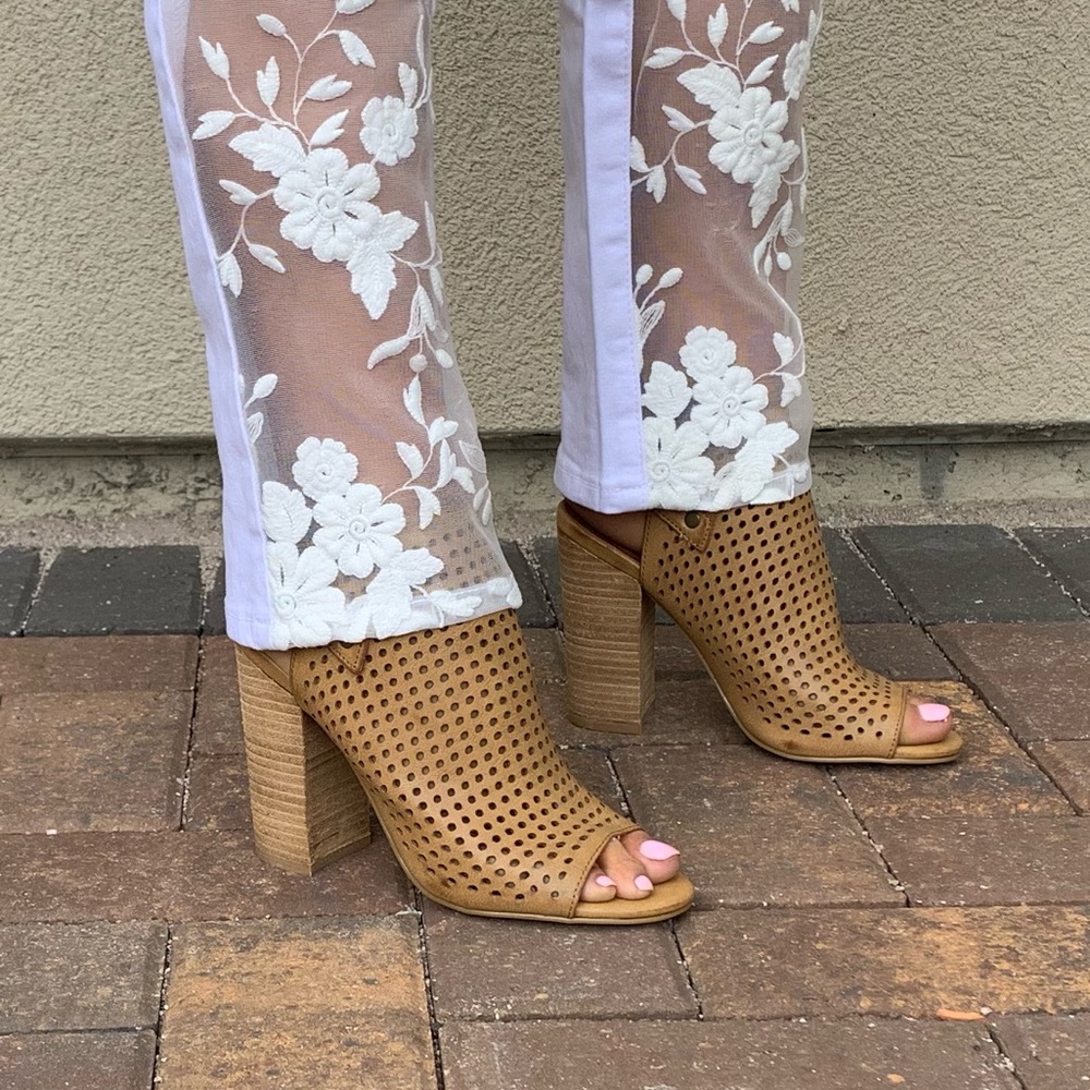 NIB Tan Laser Cut Block Heel Slingback Bootie - Picture 3 of 6